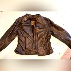 First classics leather jacket size medium. No scratches and in a smoke free home